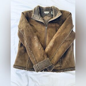 Brown L.L.Bean Sherpa Fleece Jacket in Faux Suede with full zip closure.Size XL